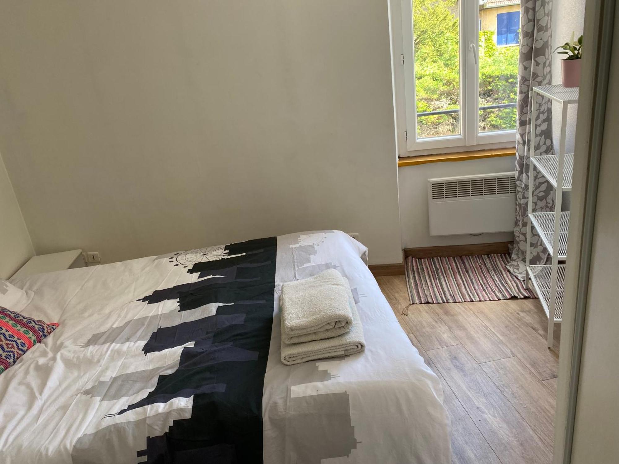 דיז'ון Haut De Jardin Dans Une Maison מראה חיצוני תמונה